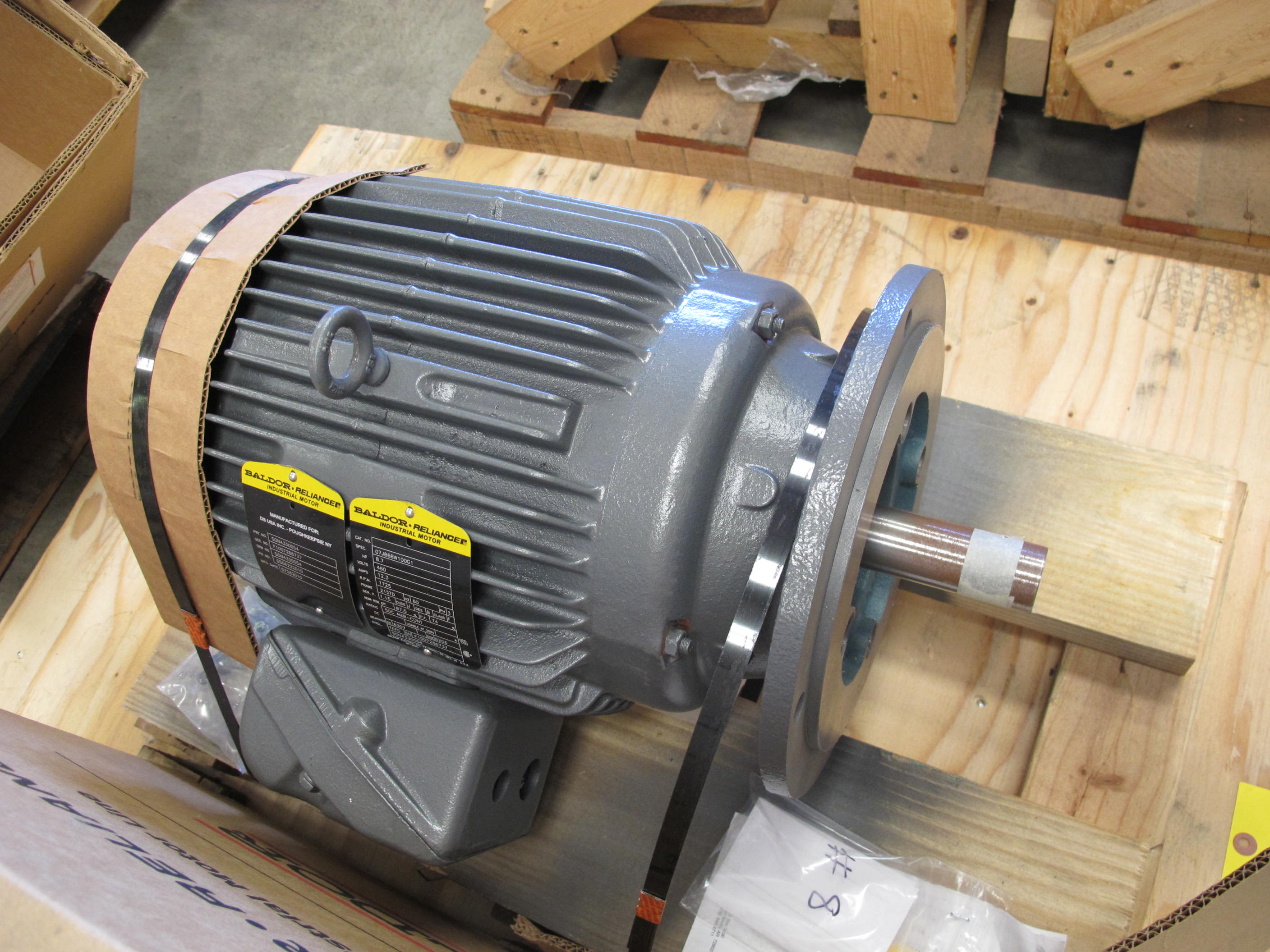 MOTOR, ELECTRIC TYPE, 8.7 HORSEPOWER, 460VAC ELEC RATING, 1725 RPM, INSULATION CLASS F, 215TD FRAME, 12.3 AMPS, TEFC, CAST IRON FRAME ENCLOSURE, CONTINUOUS DUTY, 1.15 SERVICE FACTOR, 1-3/8" SHAFT. DYNAMIC SOLUTIONS DRAWING SON43300540 REV H. SEE ATTACHMENT IN SERVICE FOR OBJECTS FOR: 1/8" THICK NEOPRENE GASKETS - JUNCTION BOX TO FRAME, JUNCTION BOX CENTER. ADD A NEOPRENE SLINGER A, PART # SON43300540 (MOD 1) (W-44) LOADING & HANDLING FEE $15-